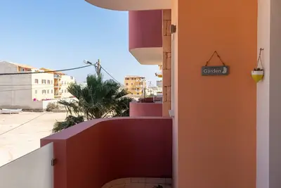 Image de Modern flat 200 meters from the beach