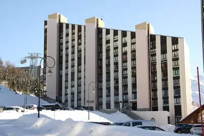 Image de Pied des pistes de ski, 8ème étage, balcon, télévision, casier à ski, 20m², Les Menuires