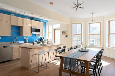 Image de Spacious, Peaceful Brooklyn Brownstone