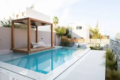 Image de Aria al Mare. Private Beach sunbeds and umbrellas!