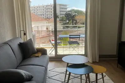 Image de Studio Cavalaire-Sur-Mer à 300m de la plage et du centre ville