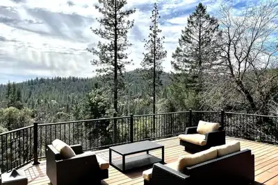 Image de Mountain Getaway, just 6 miles away from town!