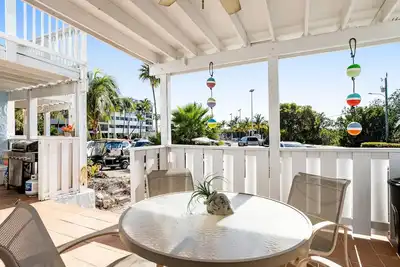 Image de Spacious Townhome - Pool, Tennis & Marina - Central Ac, WiFi & Snowbird-Friendly