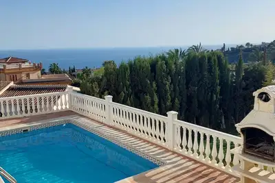 Image de Villa on wonderful urbanisation with private pool