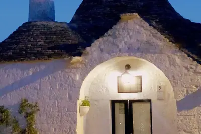 Image de Trullo dell'Aia, characteristic and original trullo, in the center of Alberobello