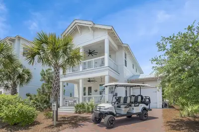 Image de 30a Prominence ~ Golf Cart 6-Seat ~ Community Pool ~ Balcony