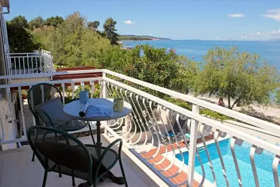 Spacious Interior Villa with Divine Pool