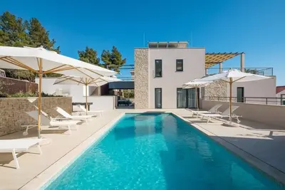 Image de Well Designed Villa In A Secluded Location