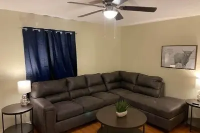 Image de Charming 1-Br upstairs apartment near Fort Sill!