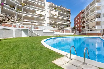 Image de 2kis02- Appartement pour 4 personnes avec piscine situé près de la plage