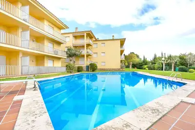 1cen B10 -Appartement avec jardin et piscine communautaires à 800m de la plage de Llafranc