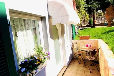 Image de Elegant 2 room apartment in the center of town