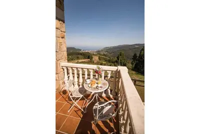 Image de Rural apartment 'balcony with sea views'