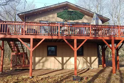 2 Story Pocono House - Attractions Close! - - Huge Wraparound Deck-
