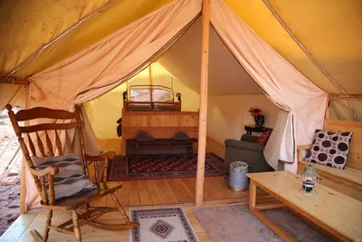 Luxury Glamping Tent in Moab | Sleeps 2