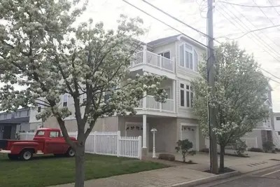 Image de Cozy 3 bedroom condo, just 2 blocks from the boardwalk