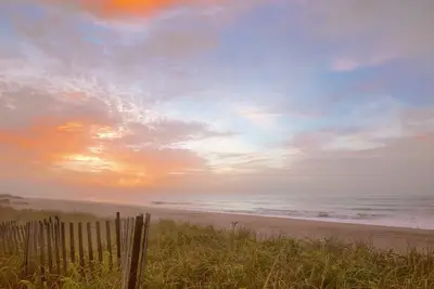Image de Spacious Home - Walk To Ocean Beach- South Of Montauk Highway