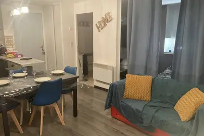 Image de Le \"studio sur la Neste\" dans le centre-ville d'Arreau