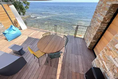 Image de Appartement Tout Confort, Terrasse et accès Direct Mer, les Pieds dans L'Eau