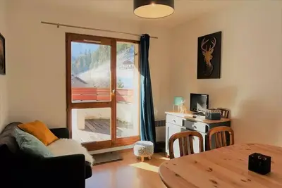 Image de Appartement pour 4 Ă 6 personnes - 3 chambres - terrasse - centre village