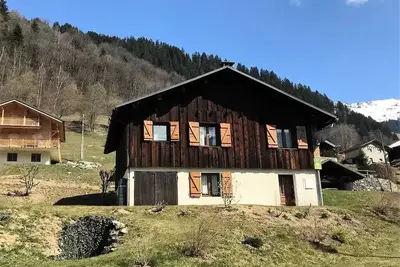 Image de Chalet au calme de 7 à 8 personnes, 3 chambres, classé deux étoiles.