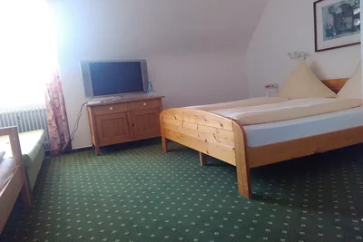 Image de Shared room with shower and Wc