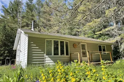 Image de Cozy family cabin in the forest