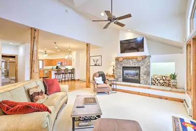 Image de House w/ Hot Tub & Ac - Shuttle to Skiing!