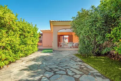Image de Maison \"Villetta Bifamiliare 2\", avec Wi-Fi, climatisation, terrasse et jardin.
