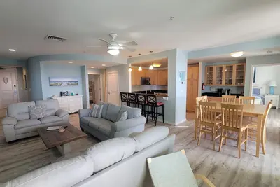Image de Sandbridge 3bd with stunning Bay views! Beach front complex!