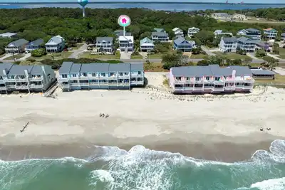 Image de The Salty Kure Ii - Gorgeous Home with Ocean Views
