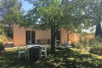 Image de Appartement indépendant avec jardin privatif 5km d' Aix-en Provence