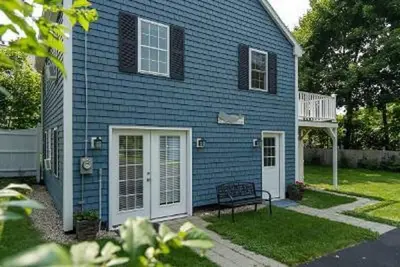 Image de Coastal Cottage in the heart of Kennebunk, Me