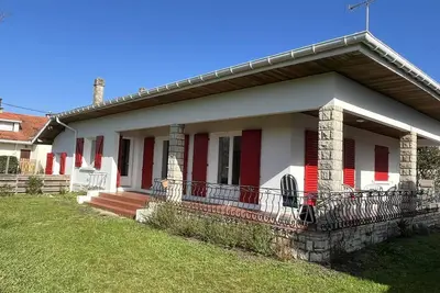 Image de Villa de plain-pied T3 + T2 sur terrain de 700 m2