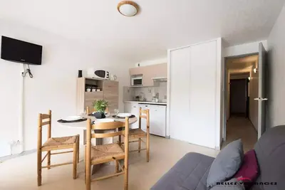 Image de Appartement  6 personnes au calme proche centre Saint Lary village