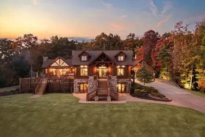 Image de Company Retreats | Reunions | Weddings |Pickleball