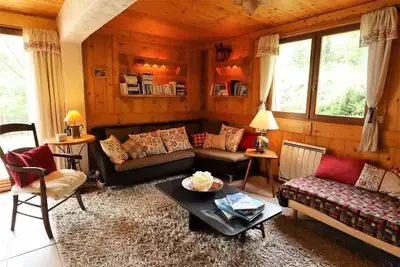 Image de Les Saisies. Beau chalet rénové pour 10 à 12 personnes.