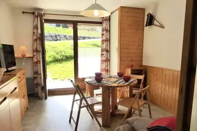 Image de Studiokabine am Fuße der Pisten des Planay und Kindergarten Esf, sonnig