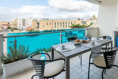 Image de Agréable appartement pour 5 personnes avec climatisation, Tv, terrasse et parking