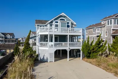 Image de Mama Burts: Oceanside, community pool, hot tub, game room, elevator & short walk to the beach!