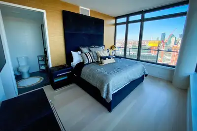 Image de Lift your expectations  with this beautiful Penthouse