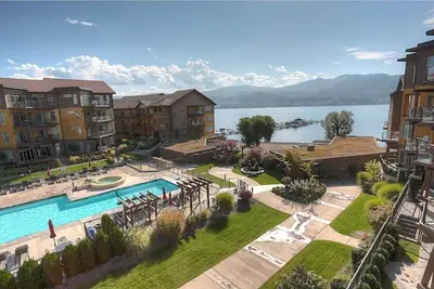 Image de Luxurious Fun Away From Home! ! !