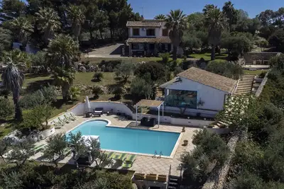 Image de Appartement \"Il Carrubo\" avec vue sur la mer, piscine partagée, Wi-Fi, climatisation et terrasse