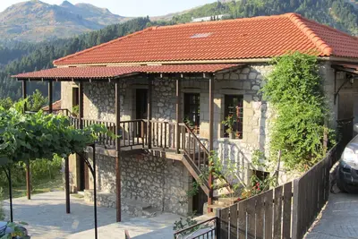 Image de Xenonas Ventista 1 bed, a renovated old house in an imposing mountain landscape