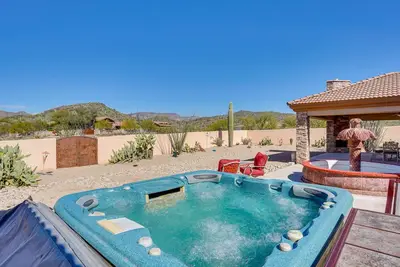 Image de Hot Tub, Yard & Views: Spacious Cave Creek Home