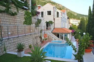 Image de Traditional Modern Design Villa With Adriatic Sea Views