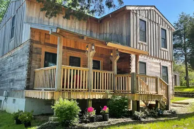 Image de Cozy Hollister Cabin: Perfect for Families!