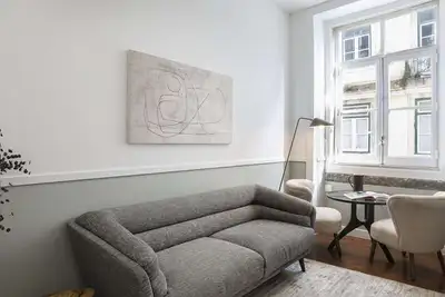 Image de ✨Contemporary Flat with Great Design & Comfort at Downtown!