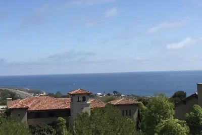 Image de Great getaway steps from Crystal Cove Beach