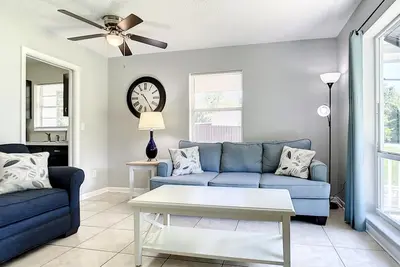 Image de On Sale Cozy 2br Entire Home With Spacious Yard